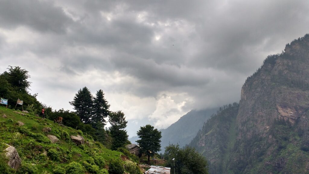 Kheerganga Trek, Khir Ganga, one of the most visited places of Manali